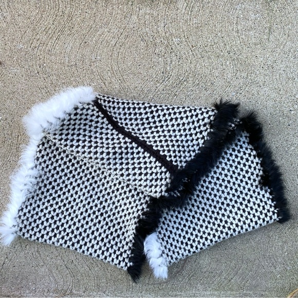 Melanie Lyne Knit Rabbit Fur Infinity Scarf - Picture 7 of 10